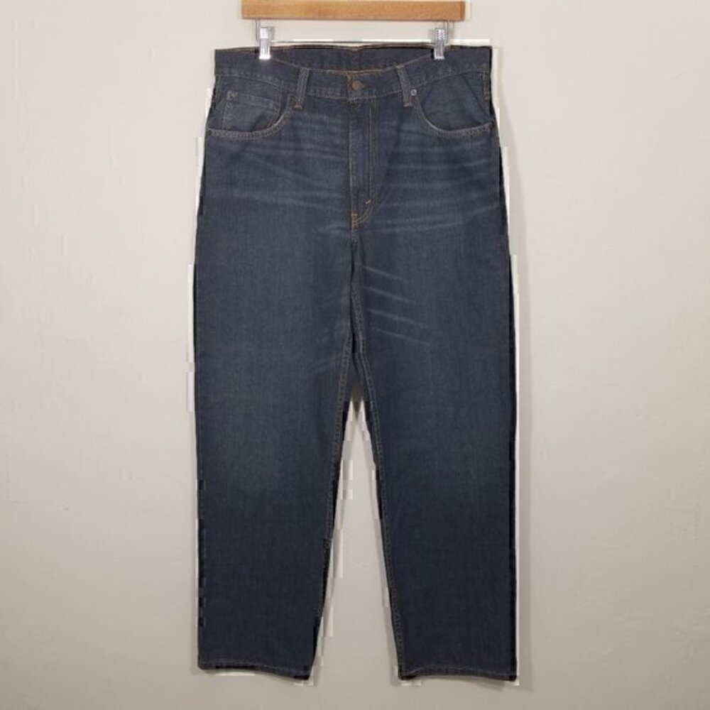 NWT Levi's 550 Relaxed Fit Jeans Blue Size 35